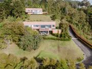 CASA CAMPESTRE EN VENTA EN ENVIGADO ALTO DE LAS PALMAS...