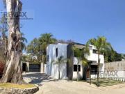 Venta de casa, Col. Lomas de la Selva, Cuernavaca…Clave 4149