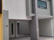Venta de casa. Colonial Cumbres Elite Premier Sector...