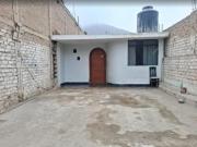 Venta de Casa Como Terreno en Manchay