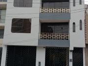 VENTA DE CASA CON 07 DEPARTAMENTOS INDEPENDIENTES COMAS