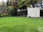 Venta de casa con 1 sola planta y seguridad 24/7...