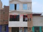 Venta De Casa Con 3 Departamentos Puente Piedra Cerca De Pro