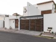 Venta de casa con 3 recamaras Vista Real Corregidora