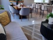 VENTA DE CASA CON 4 HABITACIONES,UNA EN PLANATA BAJA,...