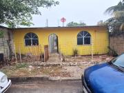 Venta de Casa con 50m2 y terreno 150m2 en Cancun por Av...