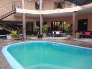 VENTA DE CASA CON ALBERCA Y SALON DE USOS MÚLTIPLES