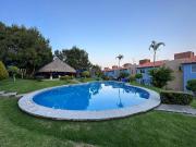 VENTA DE CASA CON ALBERCA COMÚN EN CUERNAVACA