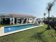 Venta de casa con alberca en el Fracc. Santa Fe,...