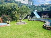 Venta de Casa con Alberca en Lomas del Sol,...