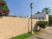 VENTA DE CASA CON ALBERCA PRIVADA EN VISTA HERMOSA, MORELOS