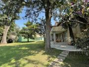 Venta de casa con alberca y jardín, Col. Tlaltenango,...