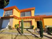 Venta de Casa con Alberca Zona de Los Fuertes, con...