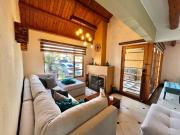 VENTA DE CASA CON AMPLIO PORCHE TRASERO EN EL BULEVAR DE...