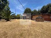 Venta de casa con amplio terreno