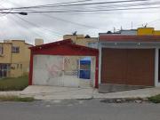 VENTA DE CASA CON AMPLIO TERRENO, IDEAL PARA MEJORAR AUN...