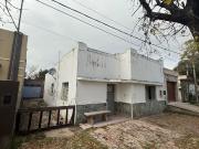 VENTA DE CASA CON AMPLIO TERRENO PILAR