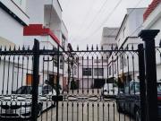 Venta de Casa con departamento independiente en...