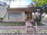 Venta de Casa con Galpón en el centro de Maipú