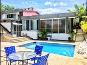 VENTA DE CASA CON HERMOSA VISTA AL CAMPO DE GOLF, EN...