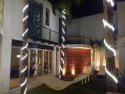 VENTA DE CASA CON JACUZZI Y CAVA EN JURIQUILLA PRIVADA