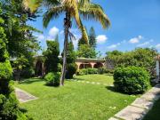 Venta de Casa con Jardín en Fraccionamiento Las Fincas,...