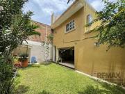 Venta de casa con local, Col. Teopanzolco, Cuernavaca,...