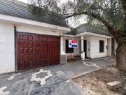 VENTA DE CASA CON PILETA EN B° LOS INMIGRANTES