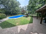 Venta de casa con pileta en General Rodriguez