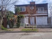 VENTA DE CASA CON PILETA LUJÁN BARRIO ZAPIOLA