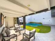 Venta de casa con piscina parrilla 3 Dormitorios