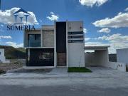 Venta de casa con Roof garden y vista a la presa