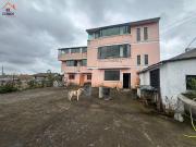 Venta de casa con terreno en Otavalo sector Calpaqui,...