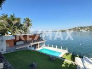 Venta de casa con vista al Lago de Tequesquitengo,...