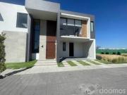 Venta de Casa contemporánea en San Mateo Otzacatipan...