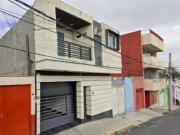 VENTA DE CASA CORONEL LETECHIPIA 14, OBSERVATORIO,...