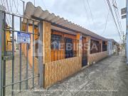 Venta de Casa de 1 planta y 4 dormitorios, Esquinera en...
