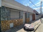 Venta de casa de 2 dormitorios en Barrio Industrial