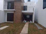 VENTA DE CASA DE 2 NIVELES EN COL. PLAN DE AYALA
