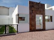 VENTA DE CASA DE 2 NIVELES EN CUAUTLIXCO