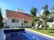 VENTA DE CASA DE 2 NIVELES EN FRACC. LOMAS DE COCOYOC