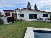 VENTA DE CASA DE 2 NIVELES EN LOMAS DE COCOYOC