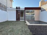 VENTA DE CASA DE 2 NIVELES EN TLAYACAPAN MORELOS