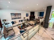 VENTA DE CASA DE 2 PISOS DE 600M2 EN LA MOLINA CON COCHERA