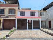 Venta de Casa de 2 Pisos y 3 Dormitorios Conjunto...