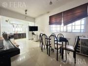 Venta de casa de 3 ambientes con cochera en Sarandi