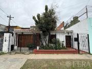 Venta de casa de 3 ambientes con cochera y quincho en...