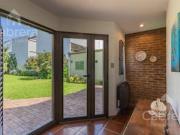 Venta de casa de 3 dormitorios en Los Hornos, La Plata