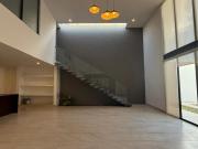 Venta de Casa de 3 Habitaciones con doble altura en... Venta de Casa de 3 Habitaciones con doble altura en...