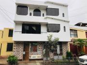 Venta De Casa De 3 Pisos En Comas – Excelente Ubicación...